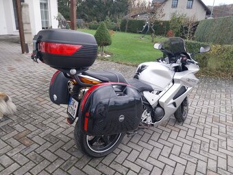 PRODÁM Hondu 800vfr - 6