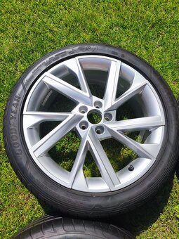 Zánovní letní sada Škoda Kamiq r18 5x100 Goodyear 215/45/18 - 6