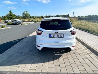 Ford Kuga 2,0 TDCI 110kw r..v. 2017 - 6