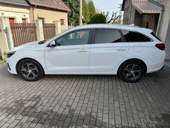 Hyundai i30 kombi 1,0 tgdi DCT Family Smart - 6