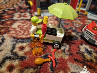 Lego City hasičská stanice 60110 - 6