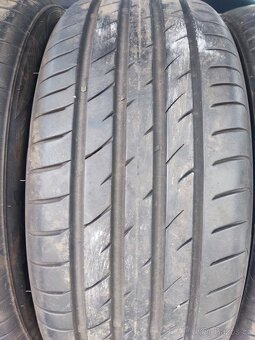 Prodám letní pneu 225/55 r17 - 6