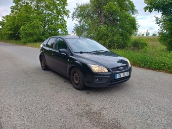 Ford Focus 1.6 74kw SUPER VÝBAVA - 6