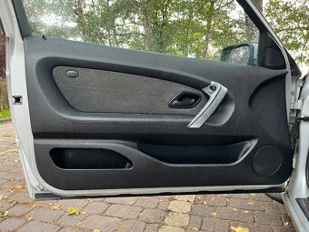 BMW 325 Ti Compact, 2001, manuál - 6