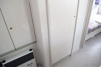 KNAUS SÜDWIND 450TU -PRO 4 OSOBY, SUPER STAV,NOSIČ KOL - 6