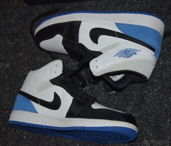 NIKE AIR JORDAN MID SE velikost EU 40, nové. krabice - 6