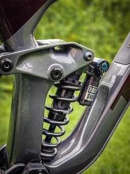 Trek Slash 9.8, vel. M/L - 6