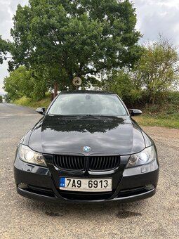 BMW 320I 2005 Automat Černá met. - 6