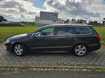 PASSAT B6 2.0 TDI 4X4 R-LINE 2011 DCC VYHŘÍVANÉ ČELNÍ SKLO - 6