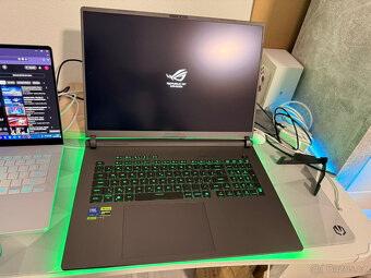RTX 5080 ASUS ROG Strix G18 G815LW - 6