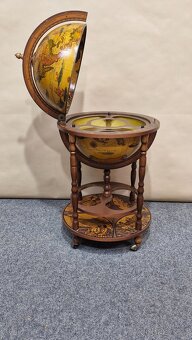 RETRO POJÍZDNÝ STOLEK - GLOBUS - 6