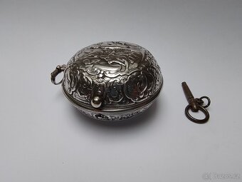 Stříbrné hodinky špindlovky oignon 18. století - 6