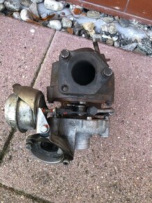 Turbo BMW 320d - 6