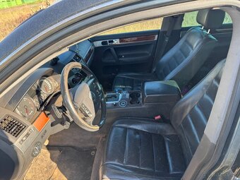 Prodám Volkswagen Touareg 5 L V 10 - 6