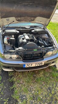 Bmw e39 528i - 6