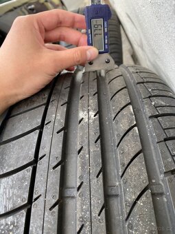 Mercedes R18 GLA GLB Novy Dunlop SP Sport Maxx - 6