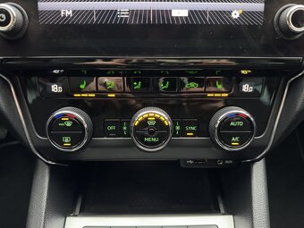 Škoda Octavia 2.0TDi Edice Drive Full LED Výhřev Okna - 6
