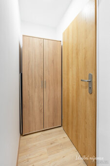 Pronájem bytu 1+kk, Amforová, Stodůlky, 14000 Kč/měs, 22 m2 - 6