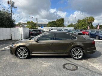 2019 Volkswagen Passat 2.0T SE R-Line FWD 2.0 - 6