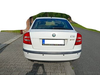 Škoda Octavia 1.6 FSi 85 Kw, Elegance - 6