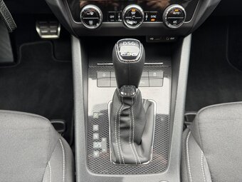 Škoda Octavia RS 2.0TDi DSG Full LED Navi Digi Klima ACC - 6