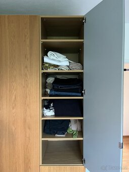 Starší skříň Ikea - 6