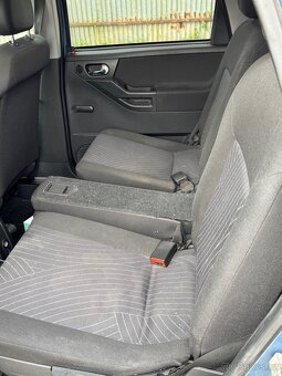 Opel Meriva 1,4 benzín 2007 - 6
