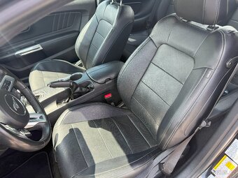 Ford mustang 5,0 GT manuál 2016 - 6