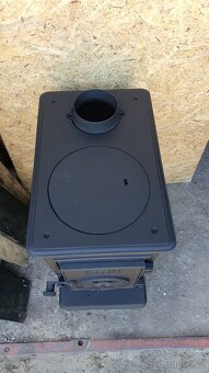 Litinová kamna Jotul F 602 N černý lak - 6