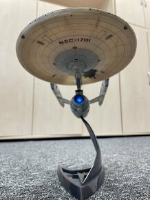 sleva USS Enterprise Diamond Select Khanův hněv - 6