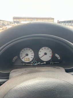 Citroen Saxo 1.4 vts - 6