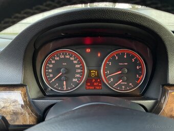 Bmw 330Xi e91 - 6