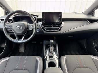 Toyota Corolla 1,8 e-CVT Sports GR 1.maj. ČR - 6