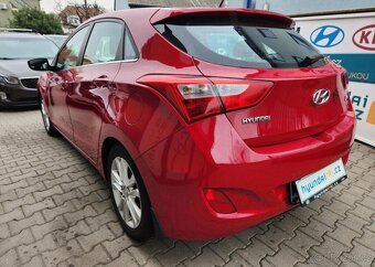 Hyundai i30 1.6-94kw-TOP VÝBAVA - 6