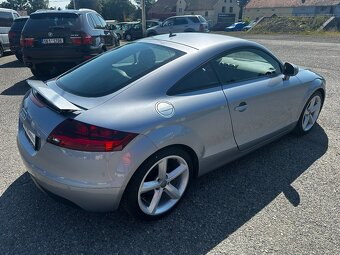 AUDI TT 2,0 TSFI - DSG - PO SERVISE - MÁLO KM - 6