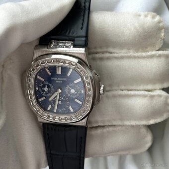 Patek Philippe Nautilus Blue/Diamond - 6