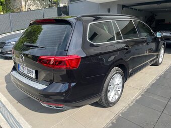 VW Passat B8 Variant 2.0TDI 110kW EVO DSG ACC Navi MATRIX - 6