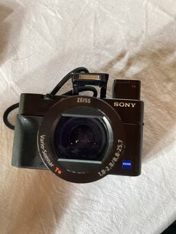 Sony Cybershot DSC-RX100 M3 - 6