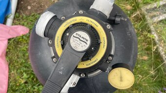 Výkonná písková filtrace BRILIX SS075 + nádoba STA-RITE - 6