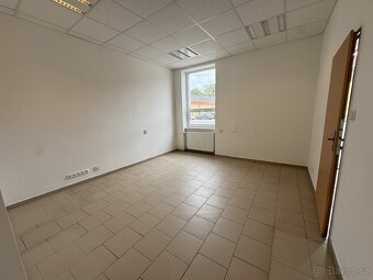 Prodej obchodních prostor - 6