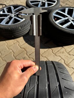 ALU KOLA VW GOLF VII R18 5x112 5G0601025CP + PNEU 225/40 R18 - 6