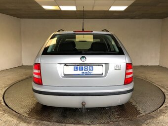 ŠKODA FABIA COMBI 1.4 16V SPORT - 6
