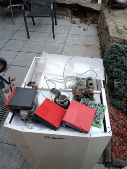 Prodám 2 kotle Proterm - 6