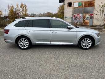 Škoda Superb 2.0tdi 140kw manuál po servisu nehavarované - 6