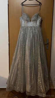 Plesové ,maturitní šaty - 6