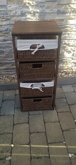 Regál se 4 proutěnými košíky - 6