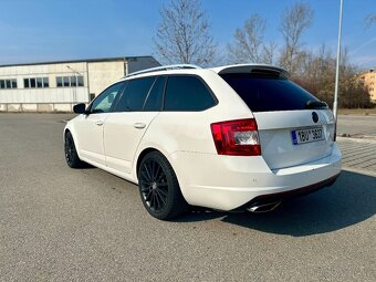 Škoda octavia 3rs 2.0 TDI 135 kw - 6