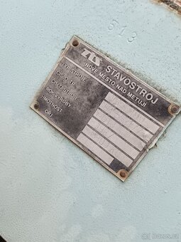 Vibrační válec Stavostroj VSH100 - 6