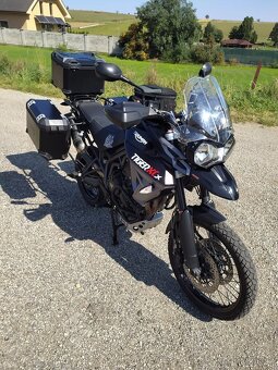 Triumph Tiger 800 - 6