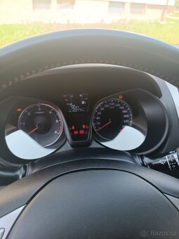 Hyundai ix20 - 6